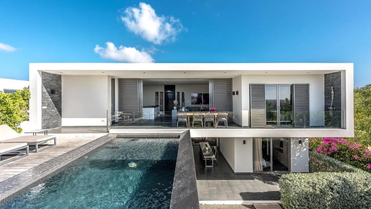 Villa Royaleの連絡先